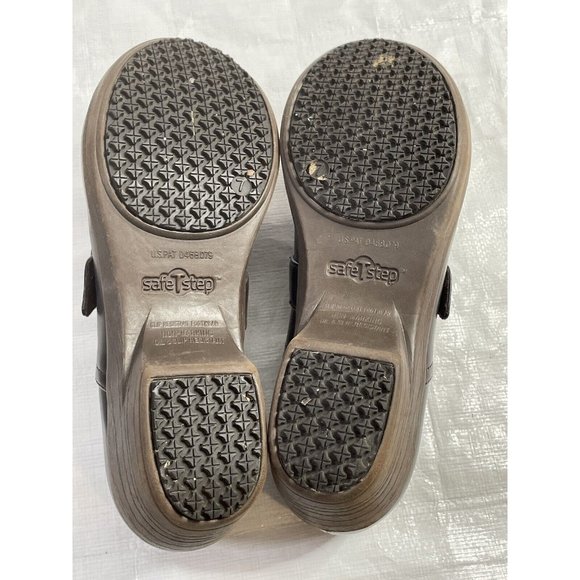 Safe T Step Women's Brown Faux Leather Slip Resistant Clogs Size 7 - Picture 4 of 4